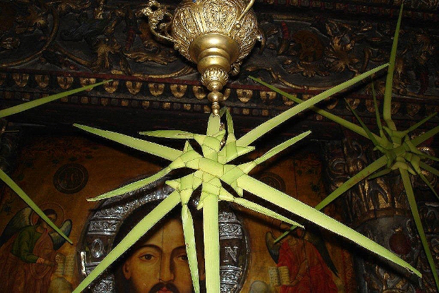 Украс од палмови гранчиња на островот Китера