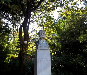 gardens athens3 balkon3