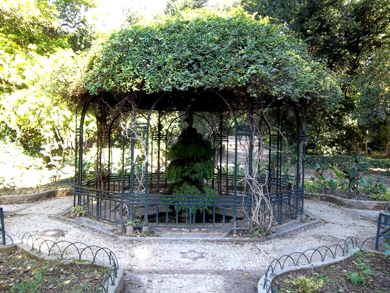 gardens1 athens balkon3