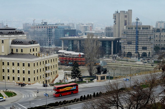 skopje teatar galija balkon3