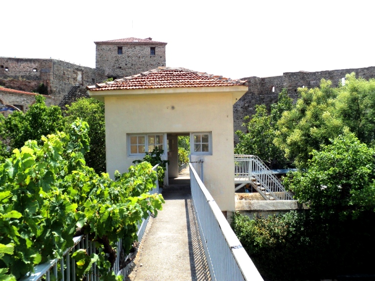 thessaloniki_alcatraz11_balkon3