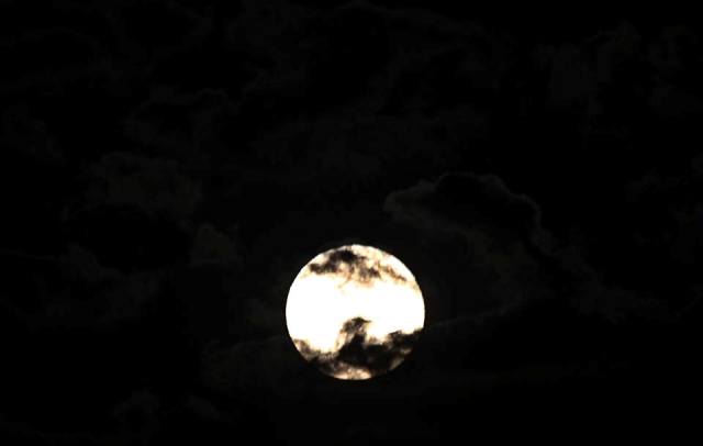 full moon1