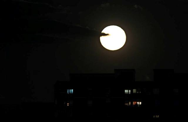 full moon3